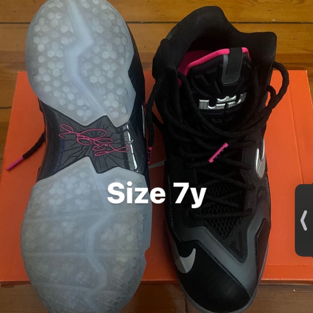 Lebron XI “Miami Nights” size 7y